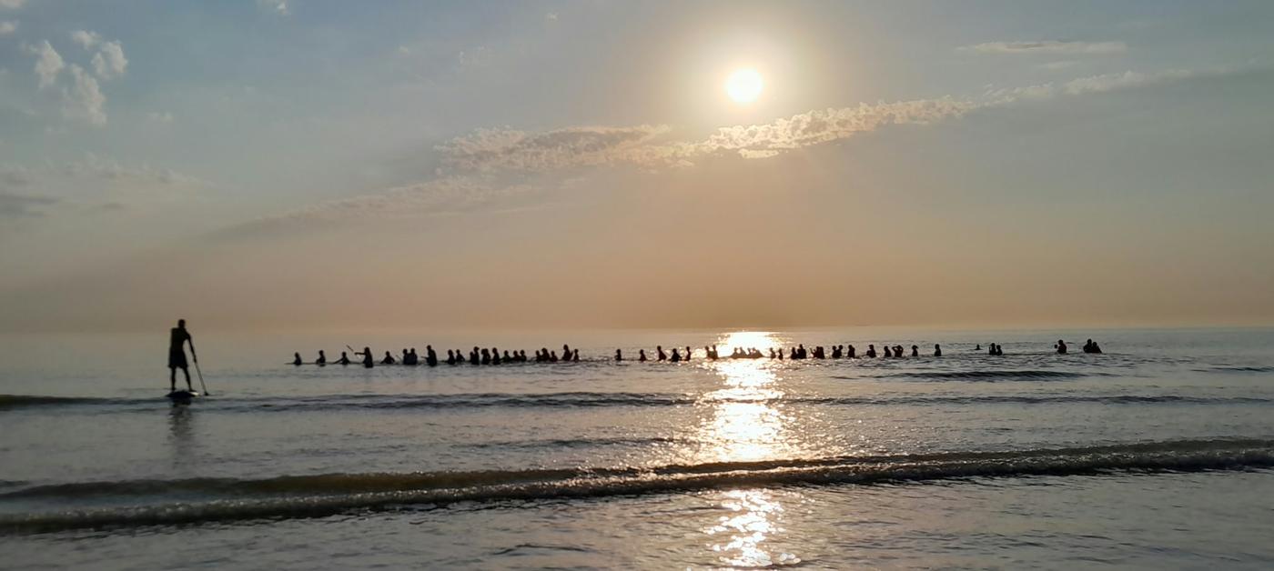 70 longeurs en chaîne humaine au coucher de soleil – interclub Hardelot