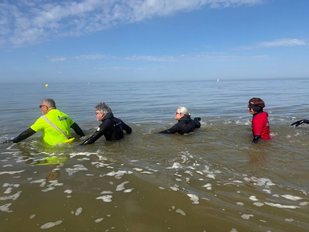 Longe-côte dans l'eau à Merlimont-Plage