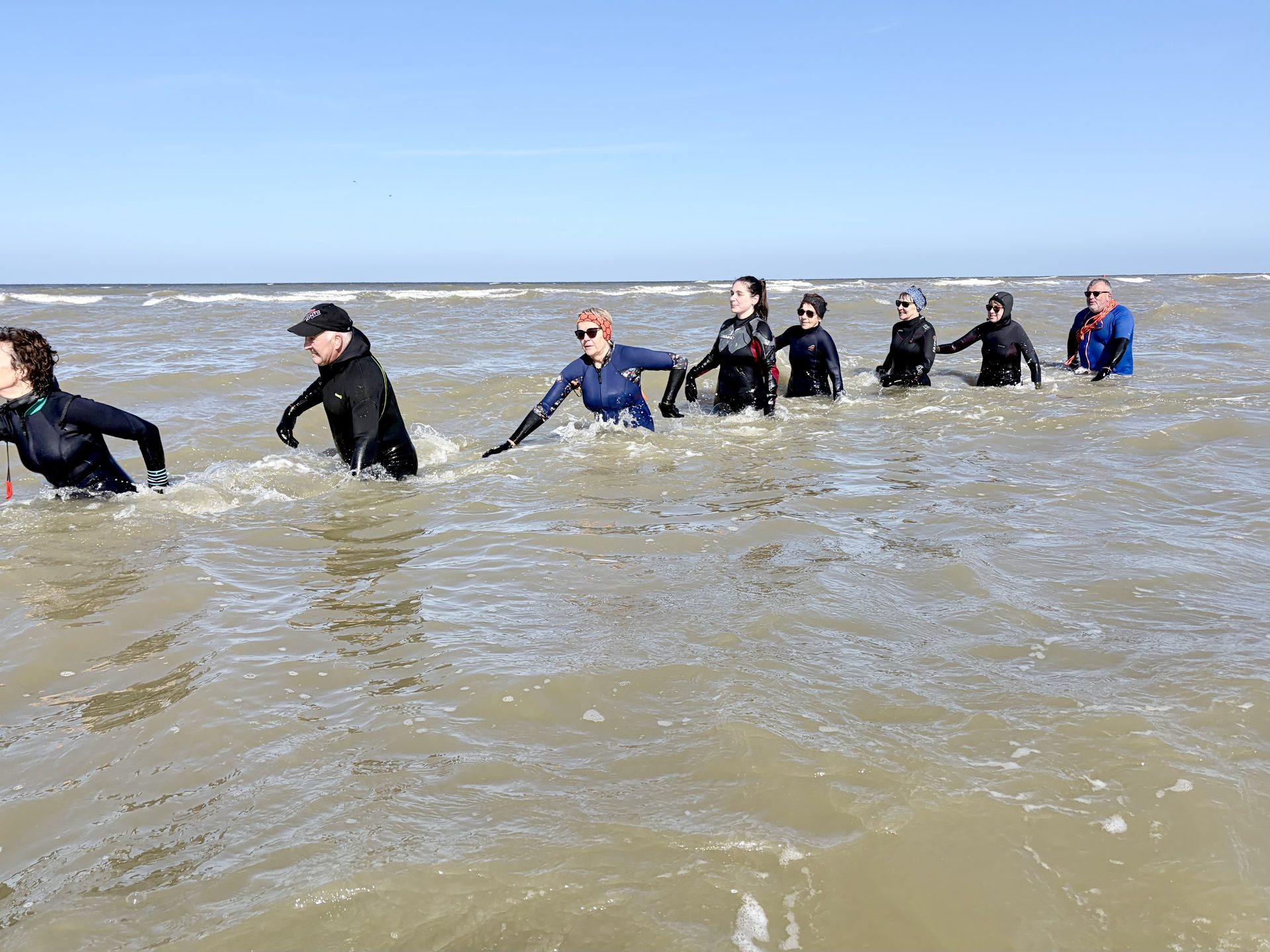 Groupe longe-côte Merlimont dans les vagues